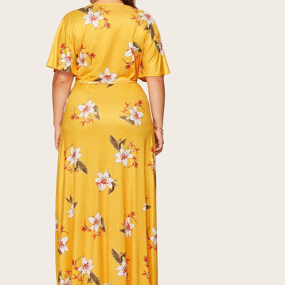 LAST ONE plus wrap tie floral maxi dress - Picture 3 of 5